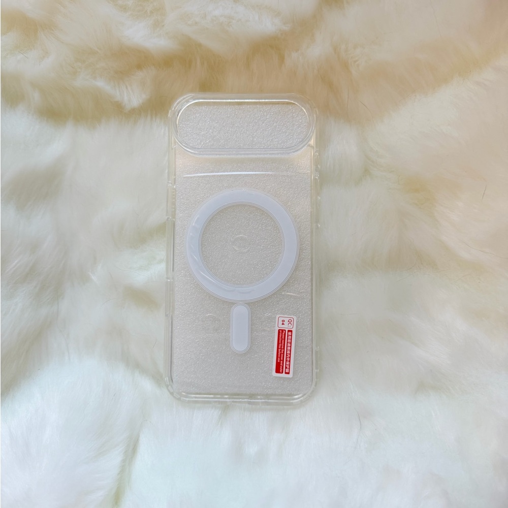 NWT iPhone 17 Air Clear MagSafe Phone Case